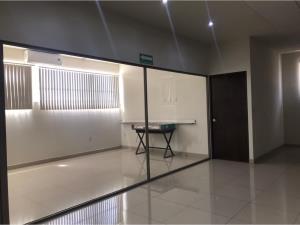 Oficina en renta en Bosques de las Lomas Residencial, Saltillo — foto 3 de 7