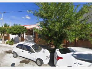 Casa en Valle Dorado, Saltillo, Coahuila de Zaragoza