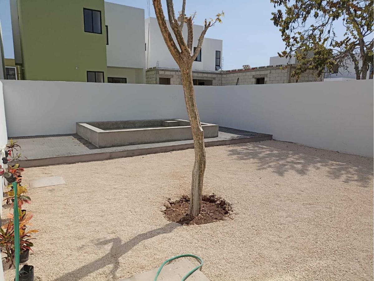 Casa en renta en Residencial Floresta, Mérida — foto 1 de 6
