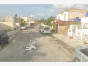 Casa en venta en Mision del Carmen, Playa del Carmen — foto 1 de 4