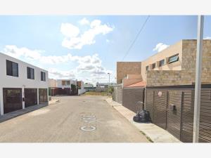 Casa en venta en Altabrisa, Mérida — foto 2 de 13