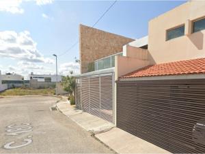 Casa en venta en Altabrisa, Mérida — foto 3 de 13