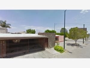 Casa en venta en Ampliación la Rosita, Torreón — foto 3 de 13