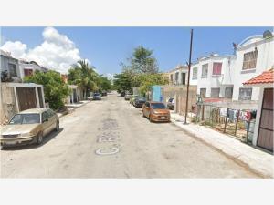 Casa en venta en Galaxia del Carmen I, Playa del Carmen — foto 1 de 4