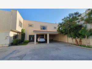 Casa en venta en Los Viñedos, Torreón, Coahuila de Zaragoza Casa en venta en Los Viñedos, Torreón, Coahuila de Zaragoza