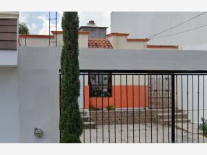 Casa en venta en Lomas de Calamaco, Victoria — foto 2 de 4