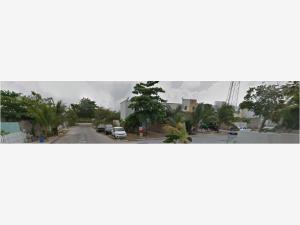 Casa en venta en La Guadalupana, Playa del Carmen — foto 2 de 4