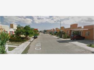 Casa en venta en Misión Las Flores, Playa del Carmen — foto 1 de 4