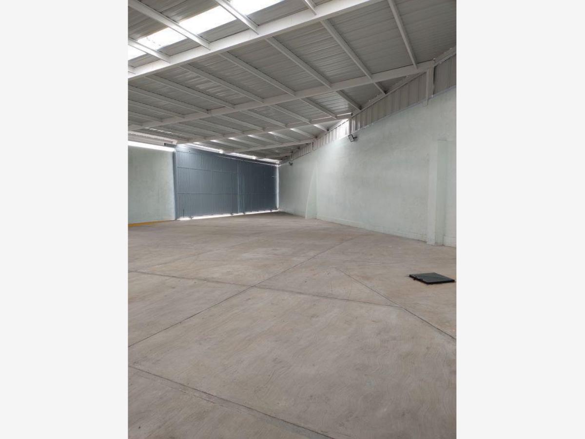 Bodega en renta en San Bartolome Tlaltelulco, Metepec — foto 1 de 8