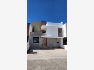 Casa en venta en El Mirador, Querétaro — foto 2 de 18