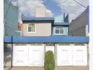 Casa en venta en Industrial, Gustavo A. Madero — foto 2 de 8