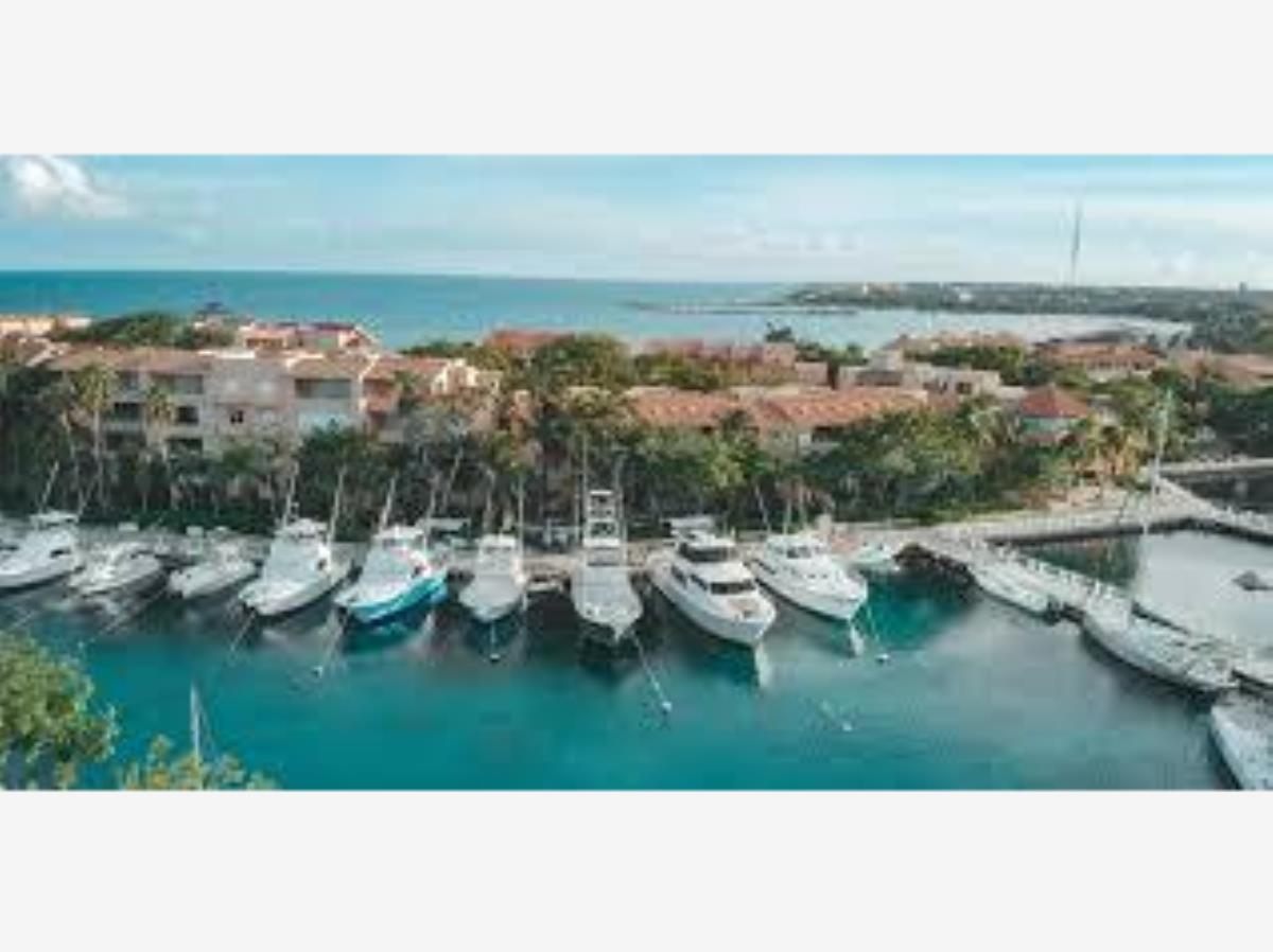 Terreno en venta en Puerto Aventuras, Solidaridad — foto 1 de 3