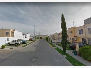 Casa en venta en Villa Fontana, San Pedro Tlaquepaque — foto 3 de 12