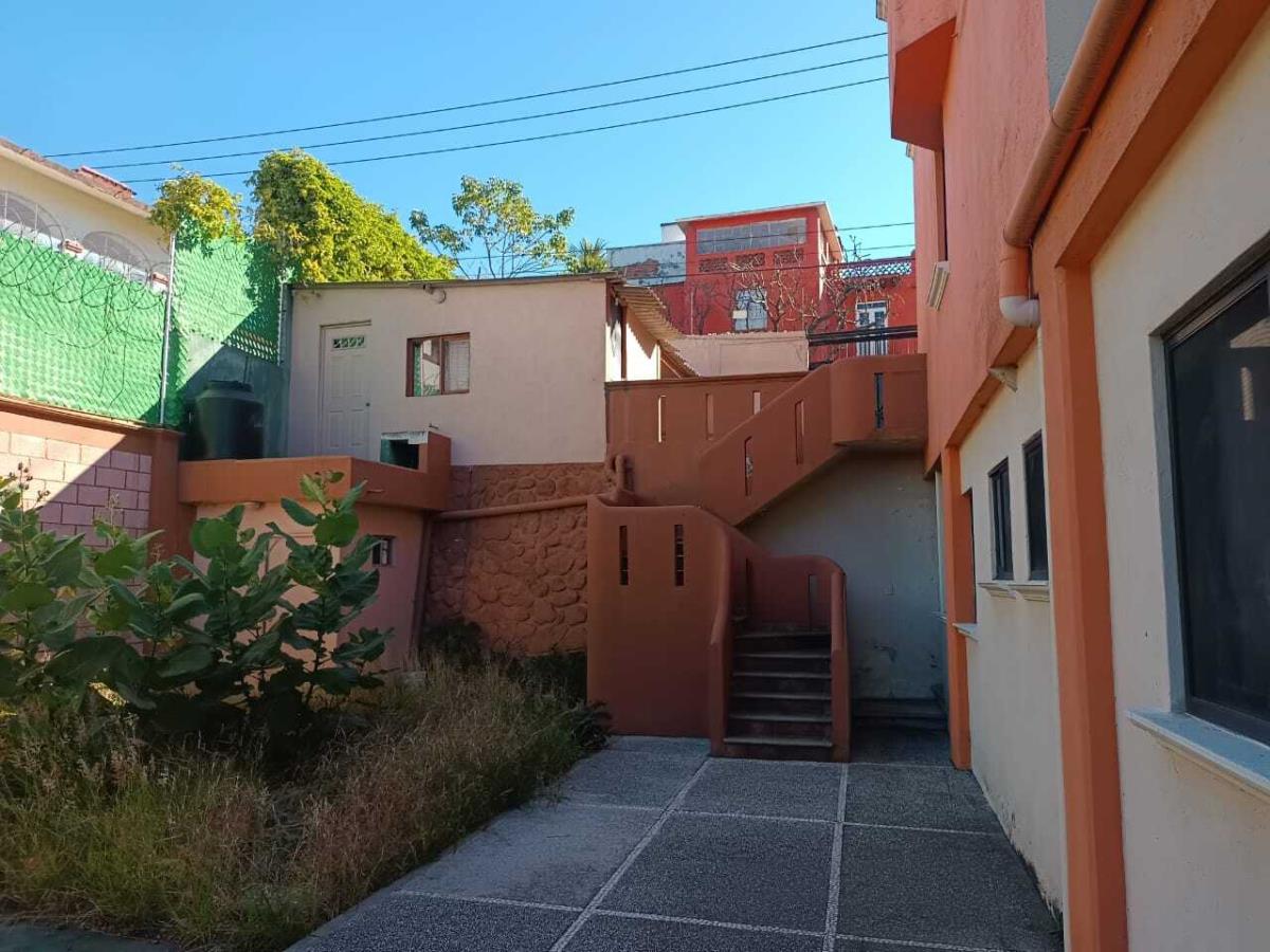 Casa en venta en Club de Golf, Cuernavaca — foto 1 de 41