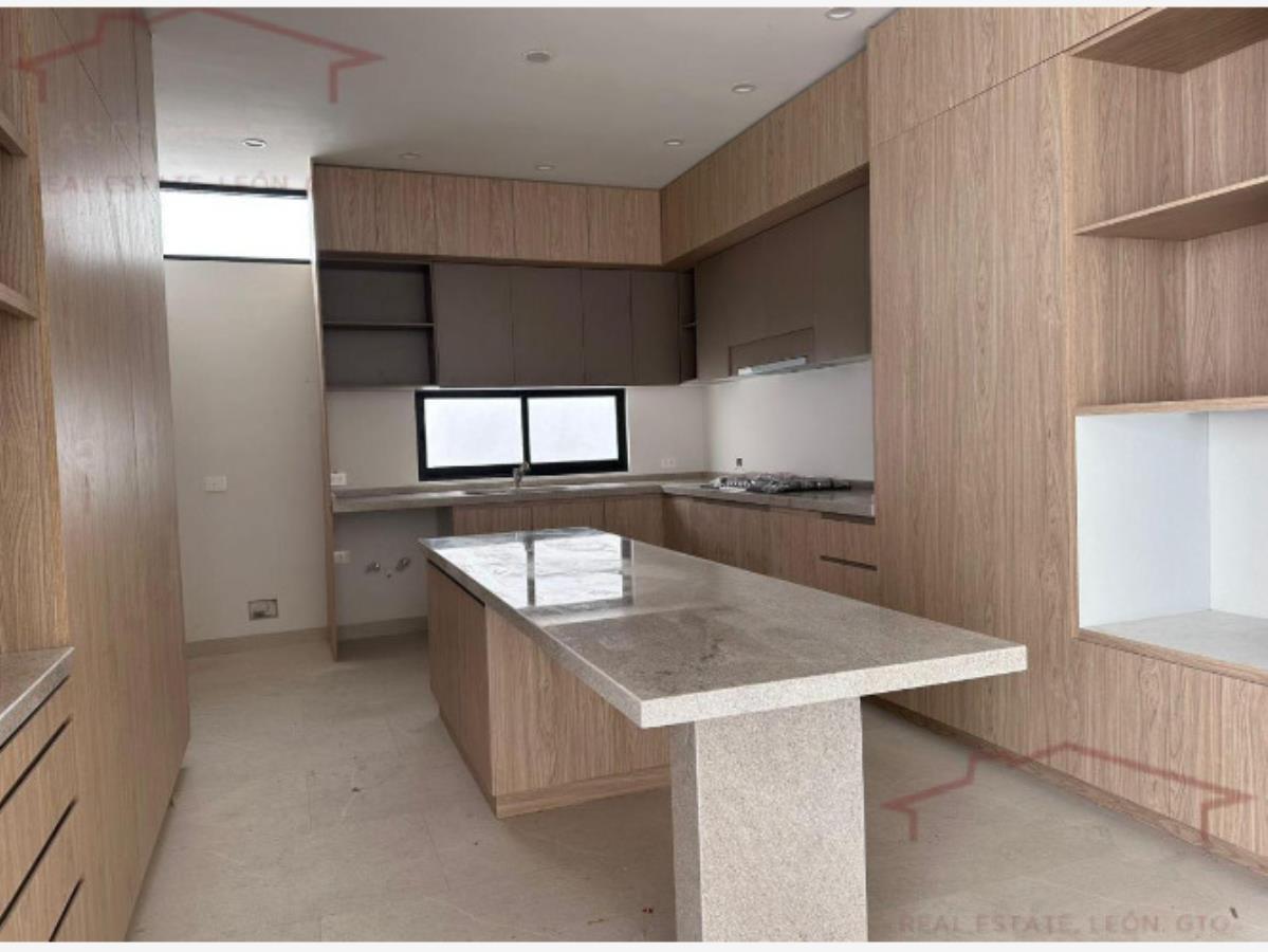 Casa en venta en Cumbres del Campestre, León — foto 1 de 2