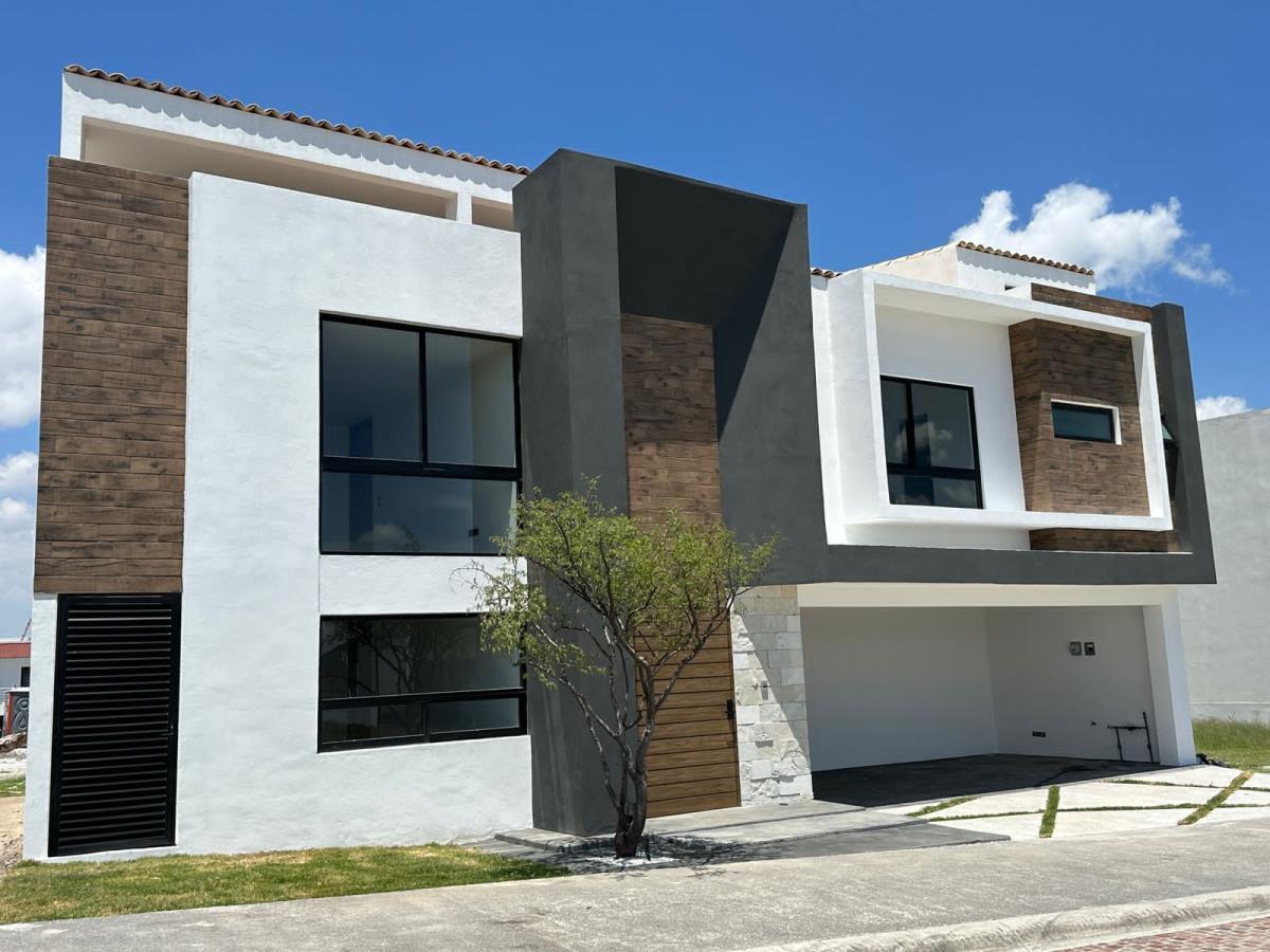 Casa en venta en Lomas de Angelópolis, San Andrés Cholula — foto 1 de 12