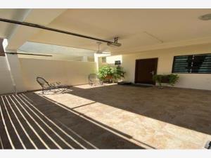 Casa en venta en Privadas de Anáhuac Sector Irlandes, General Escobedo — foto 3 de 9