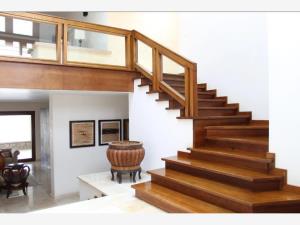 Casa en venta en Cumbres del Campestre, León — foto 2 de 3