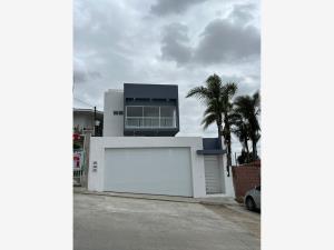 Casa en Libertad, Tijuana, Baja California