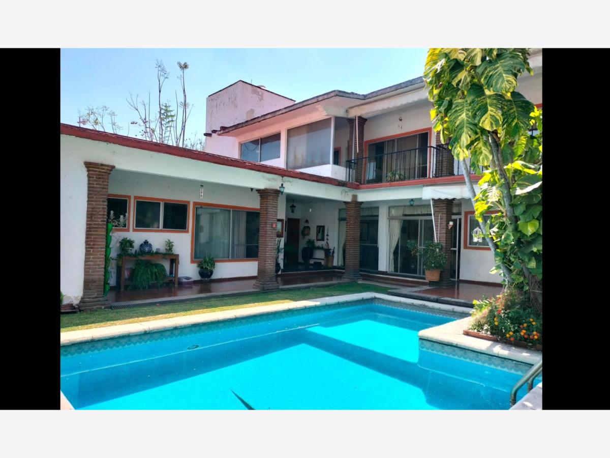 Casa en venta en Lomas de Cortes, Cuernavaca — foto 1 de 10