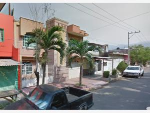 Casa en venta en Lazaro Cardenas, Apatzingán — foto 2 de 6