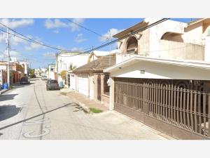 Casa en venta en Aztlan, Reynosa — foto 3 de 12
