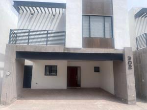 Casa en venta en Residencial Palma Real, Torreón, Coahuila de Zaragoza Casa en venta en Residencial Palma Real, Torreón, Coahuila de Zaragoza