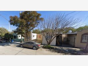 Casa en venta en Cadereyta Jimenez Centro, Cadereyta Jiménez — foto 3 de 12