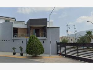 Casa en venta en Los Viñedos, Santa Catarina — foto 2 de 8