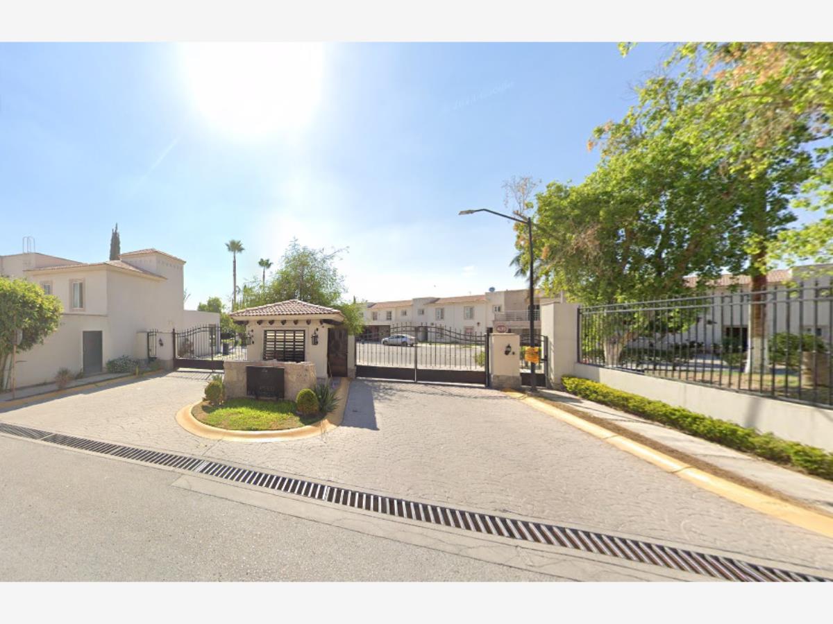 Casa en Remate en Puerta Real, Torreón, Coahuila de Zaragoza