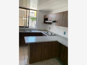 Casa en venta en El Mante, Zapopan — foto 3 de 12