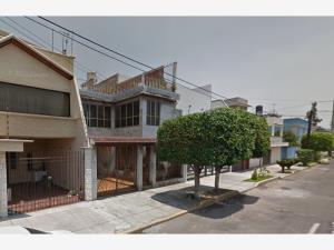 Casa en Valle del Tepeyac, Gustavo A. Madero, Ciudad de México