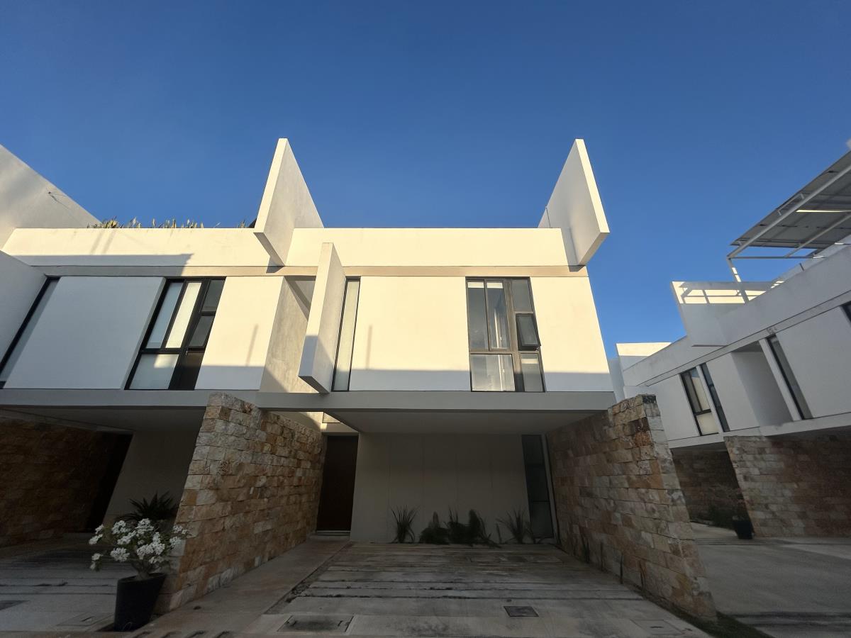 Casa en venta en Benito Juárez Nte, Mérida — foto 1 de 13