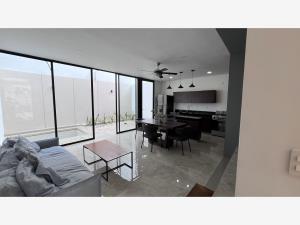 Casa en venta en Benito Juárez Nte, Mérida — foto 2 de 13