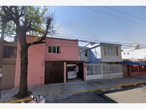 Casa en C.T.M. Atzacoalco, Gustavo A. Madero, Ciudad de México