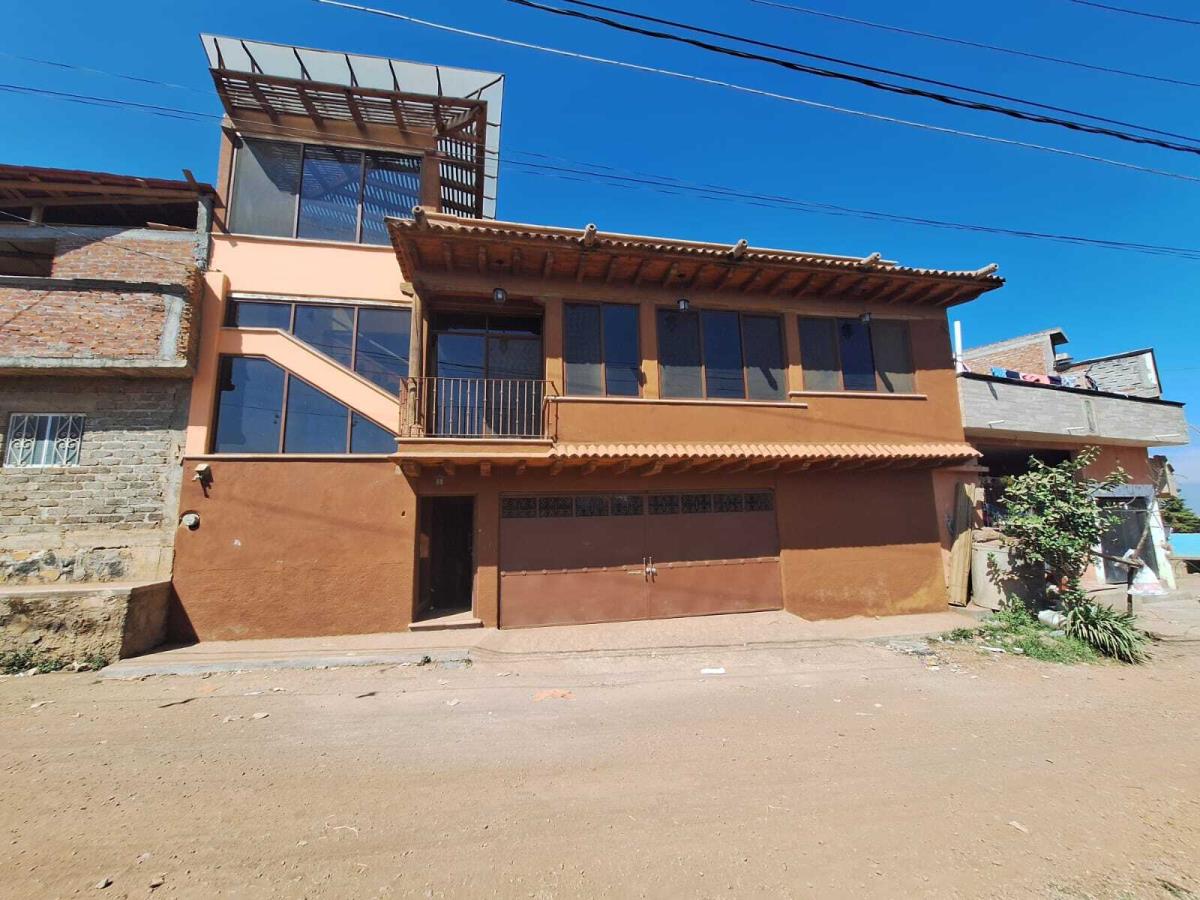Casa en venta en La Valenciana, Pátzcuaro — foto 1 de 22