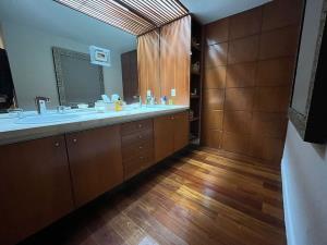 Departamento en venta en Bosques de las Lomas, Cuajimalpa de Morelos — foto 2 de 25