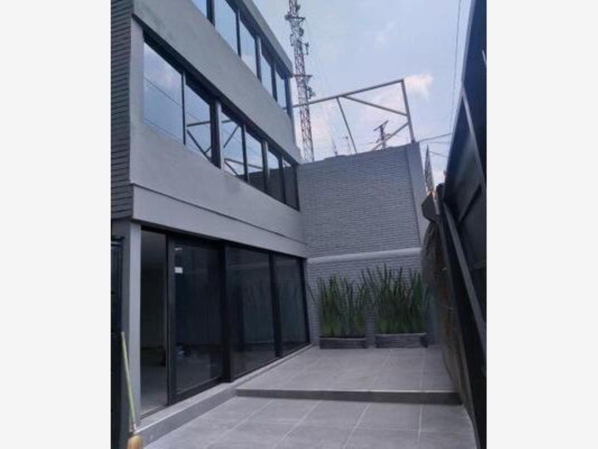 Edificio en renta en La Florida, Naucalpan de Juárez — foto 1 de 10