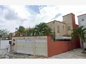 Casa en venta en Mision del Carmen, Playa del Carmen — foto 2 de 16