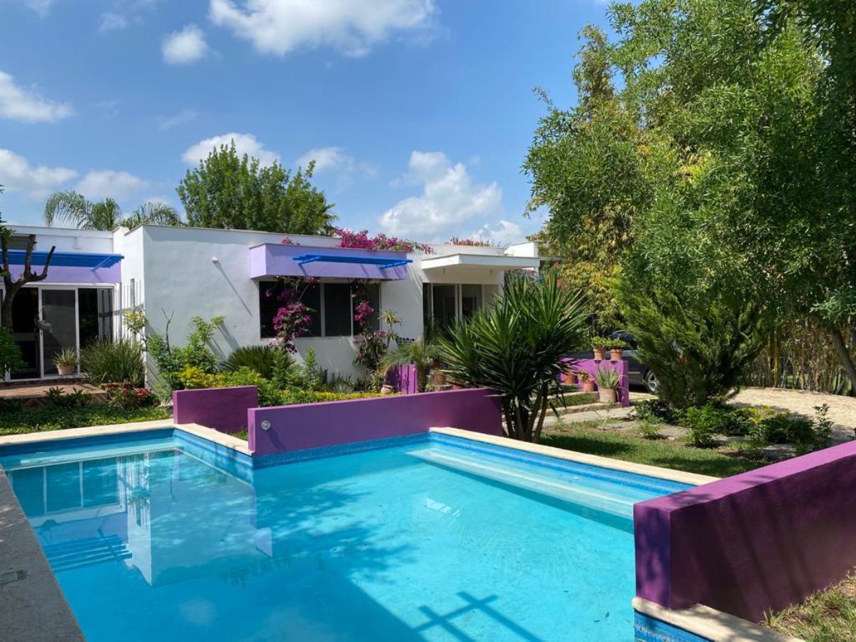 Quinta en venta en El Barrial, Santiago — foto 1 de 27