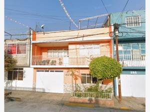 Casa en Metropolitana Tercera Sección, Nezahualcóyotl, México