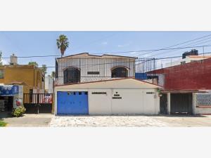 Casa en venta en La Romana, Tlalnepantla de Baz — foto 2 de 12