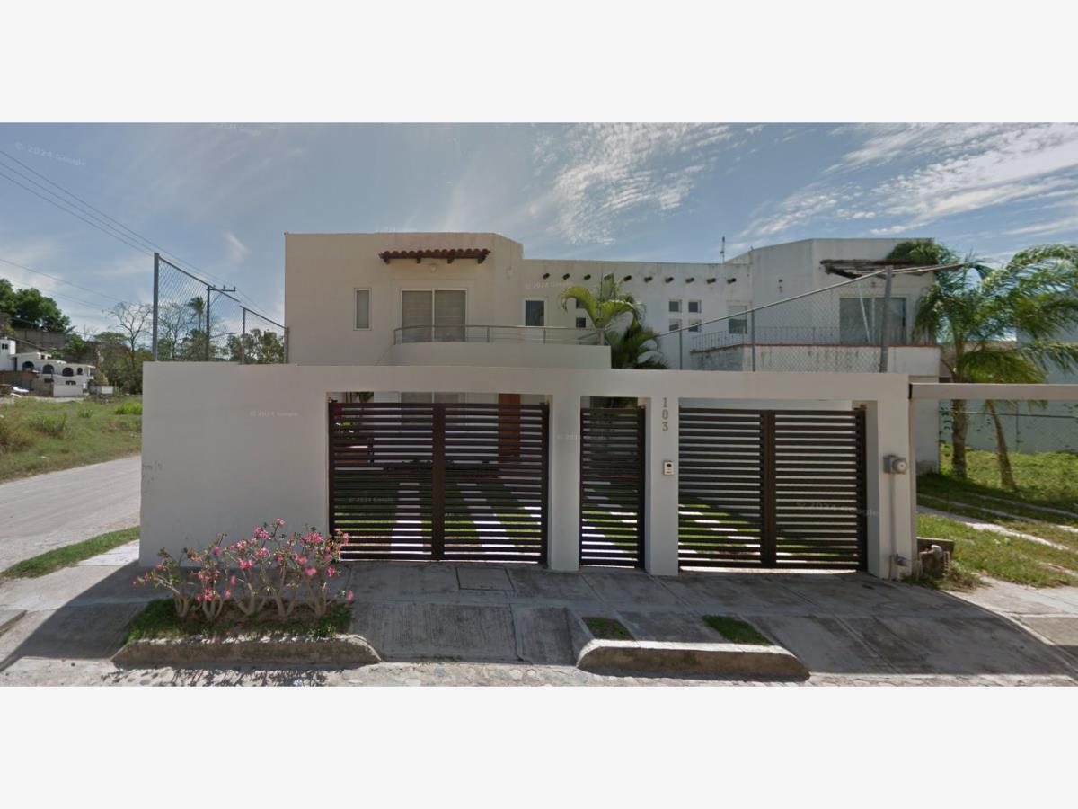 Casa en venta en Delfines, Puerto Vallarta — foto 1 de 9
