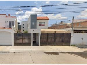 Casa en Montebello, Aguascalientes, Aguascalientes