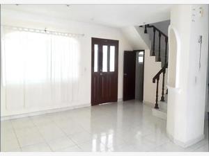 Casa en venta en Valle de San Isidro, Zapopan — foto 2 de 9