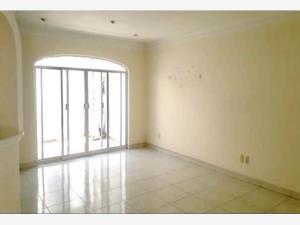 Casa en venta en Valle de San Isidro, Zapopan — foto 3 de 9