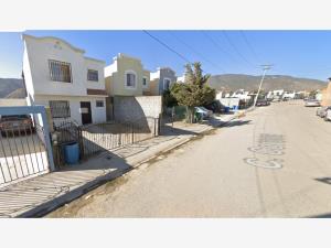 Casa en venta en Praderas del Sol, Ensenada — foto 3 de 12