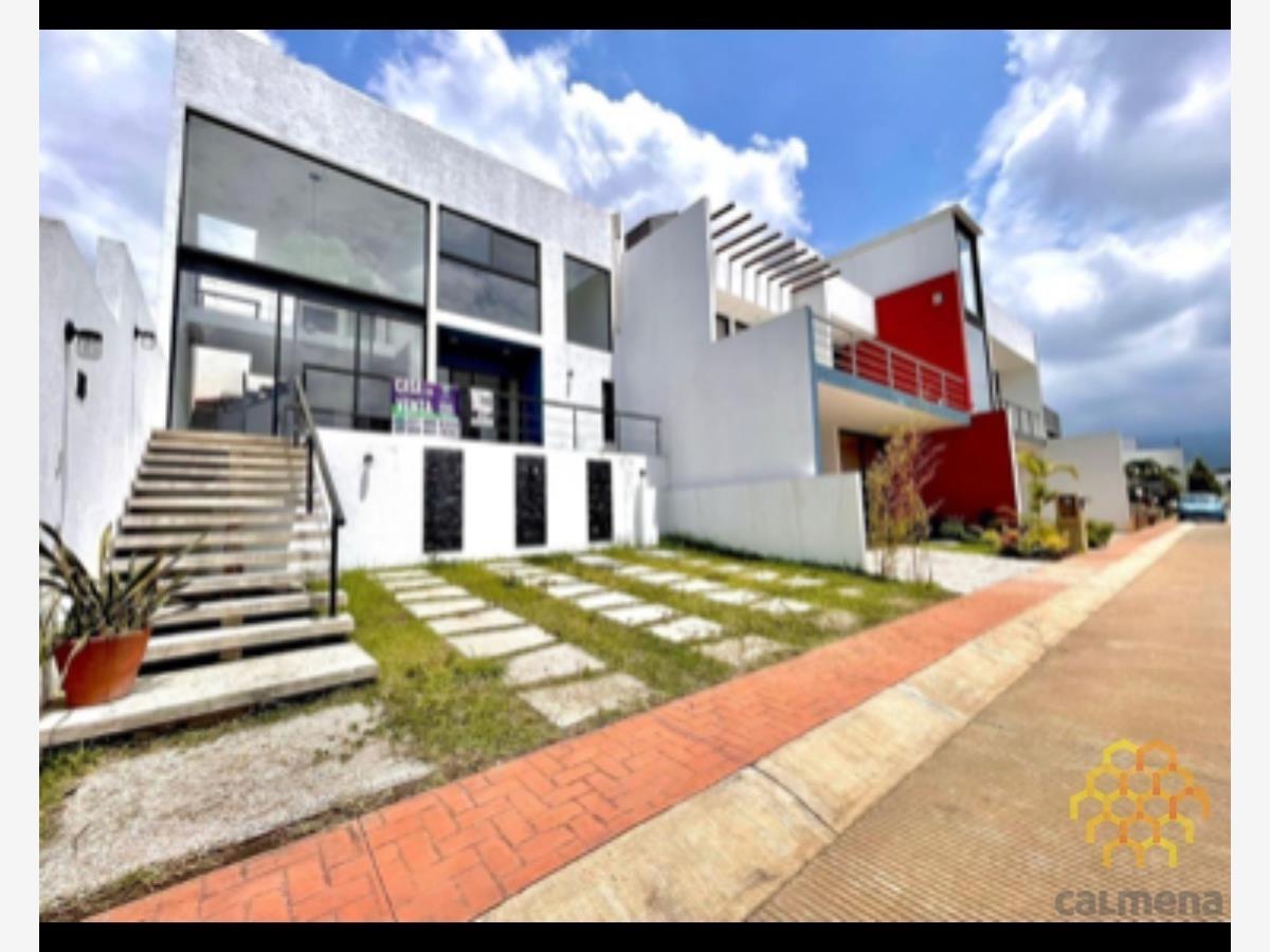 Casa en venta en Ahuatlán Tzompantle, Cuernavaca — foto 1 de 23