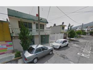 Casa en venta en Parque Residencial Coacalco 1a Sección, Coacalco de Berriozábal — foto 3 de 12