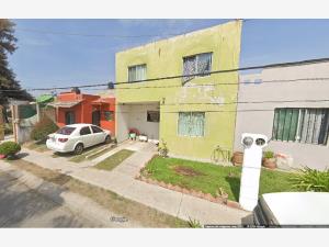 Casa en venta en Hacienda Santa Fe, Tlajomulco de Zúñiga — foto 3 de 12